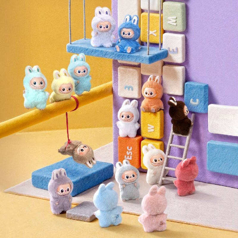 labubu-pop-mart-THE-MONSTERS-Pin-for-Love-A-M-Vinyl-Plush-Blind-Box-gamme-AM